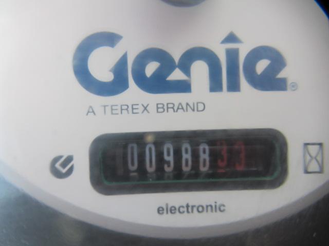 2011 GENIE GTH-5519 4X4X4 TELEHANDLER