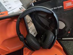 (LR) BRAND NEW JBL BY HARMAN J55I ON-EAR HEADPHONES WITH JBL PURE BASS AND MIC/REMOTE.