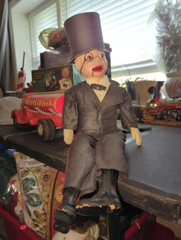 (LR) LOT OF 2 ITEMS TO INCLUDE, CHARLIE MCCARTHY ...SO HELP ME, MR. BERGEN BOOK, AND CHARLIE