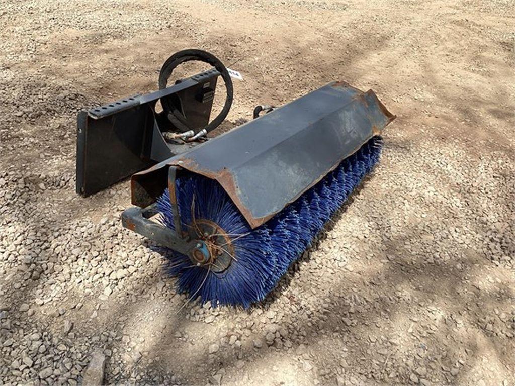 2014 BOBCAT MT SERIES SWEEPER