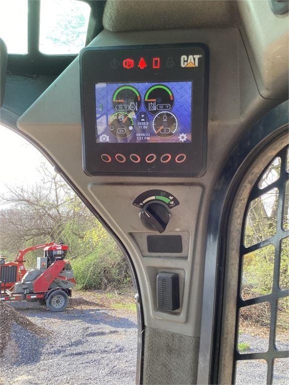 2019 CATERPILLAR 262D SKID STEER LOADER