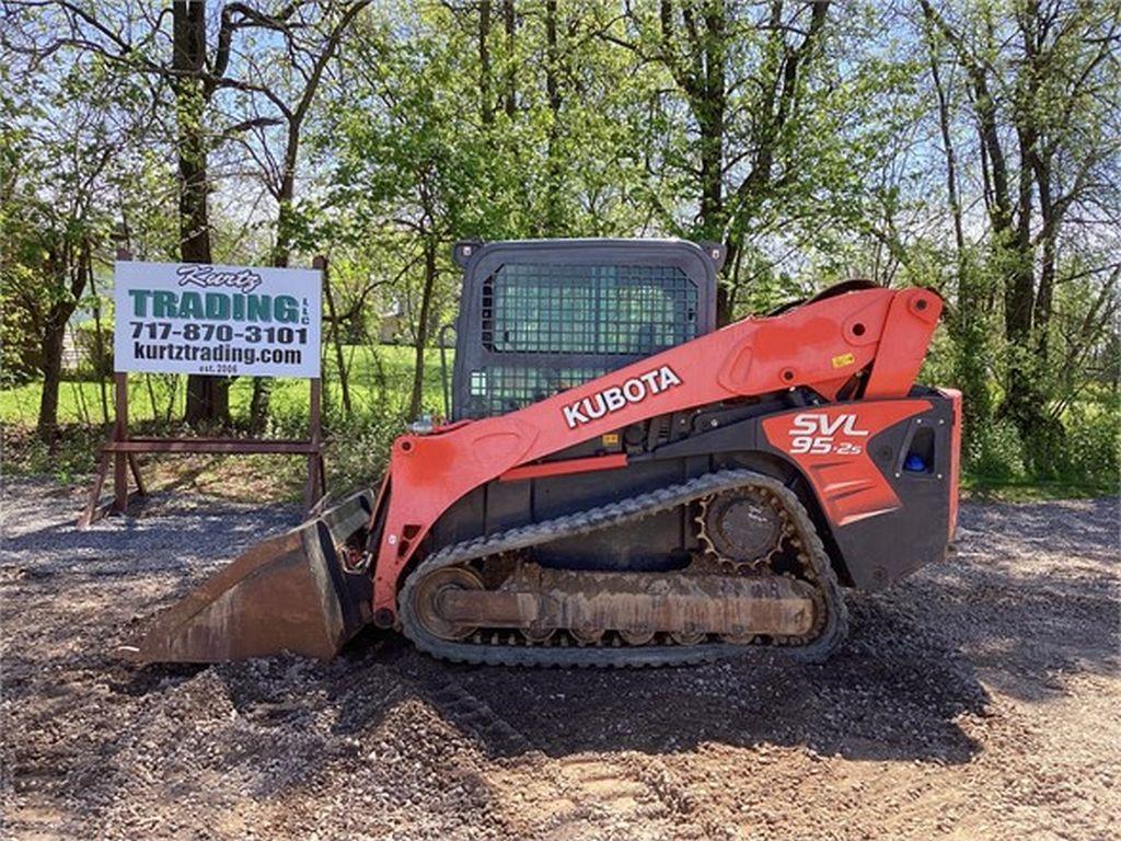 2017 KUBOTA SVL95-2 SKID STEER LOADER