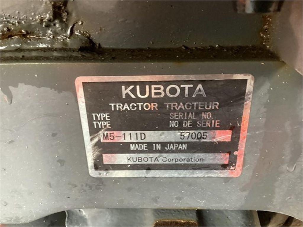 2019 KUBOTA M5-111 FARM TRACTOR
