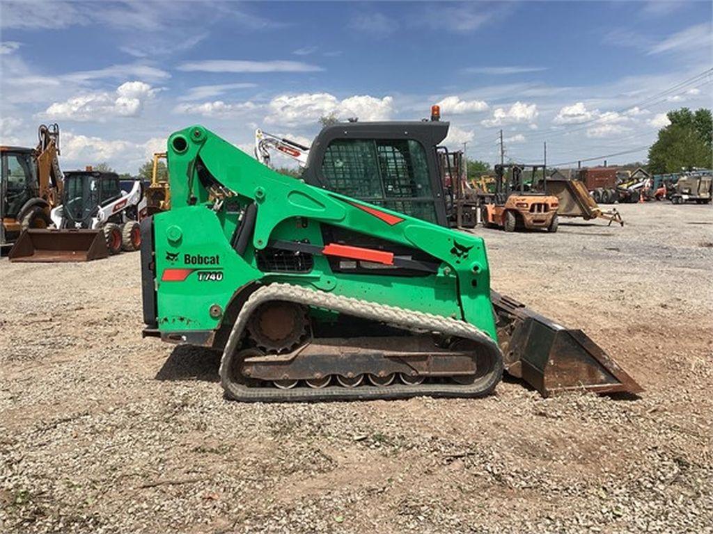 2018 BOBCAT T740 SKID STEER LOADER