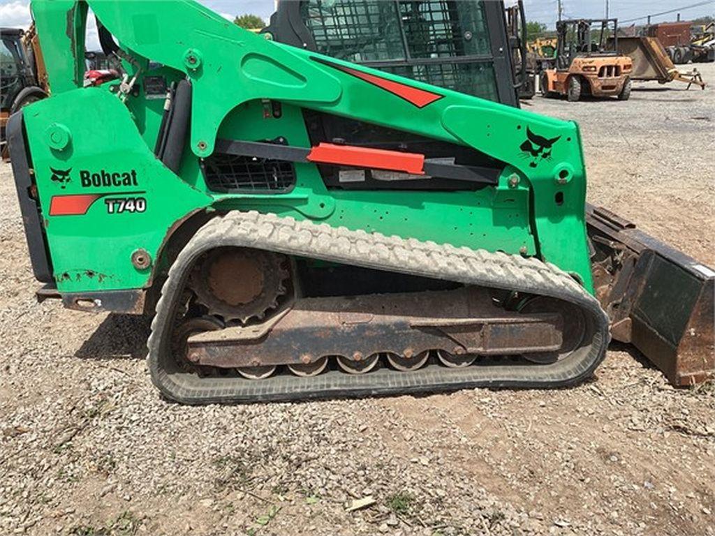 2018 BOBCAT T740 SKID STEER LOADER