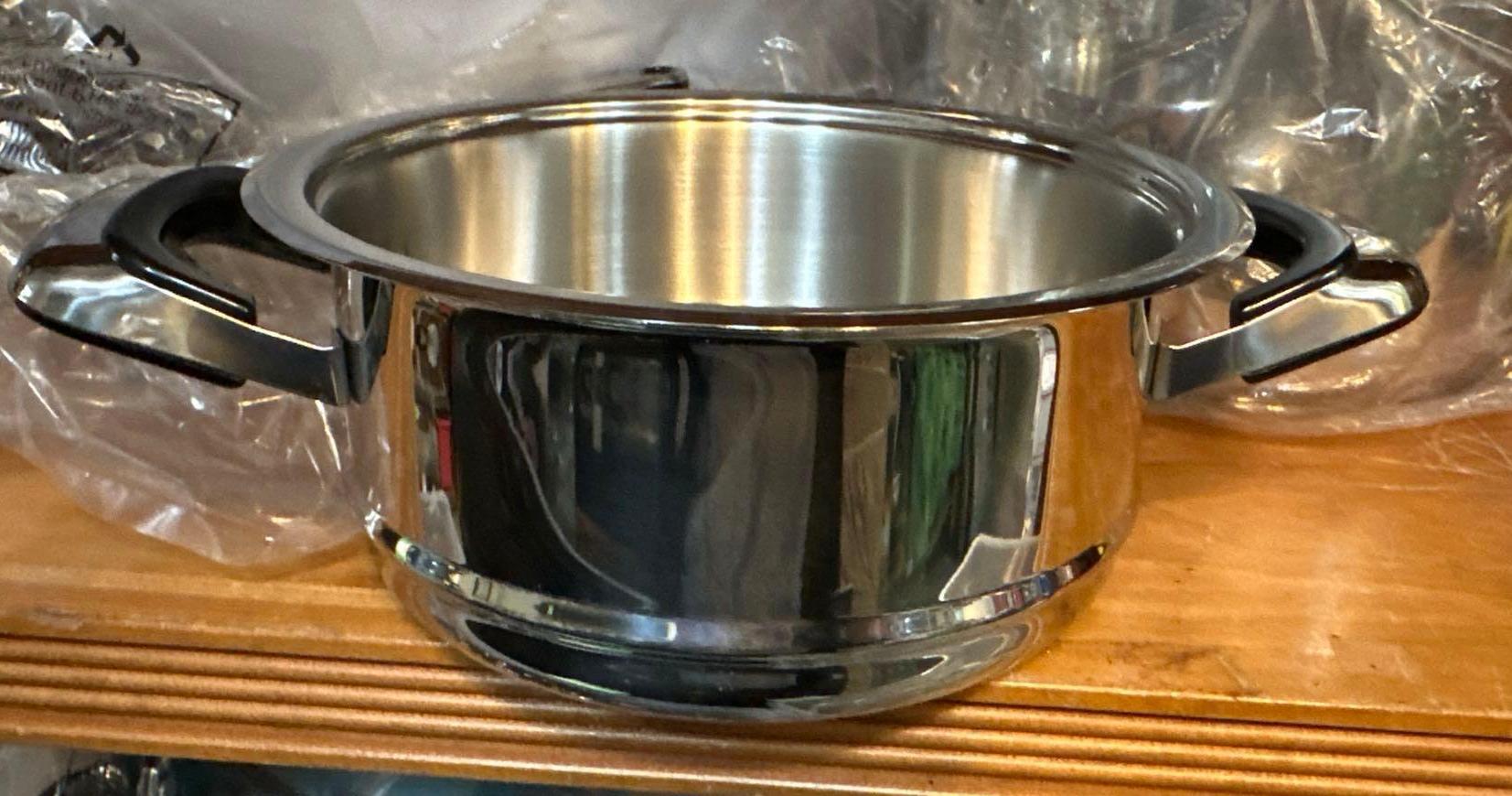 New Stainless Steel Pots and Pans set