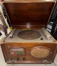 Vintage Recordio By Wilcox Gay Tube Record Player