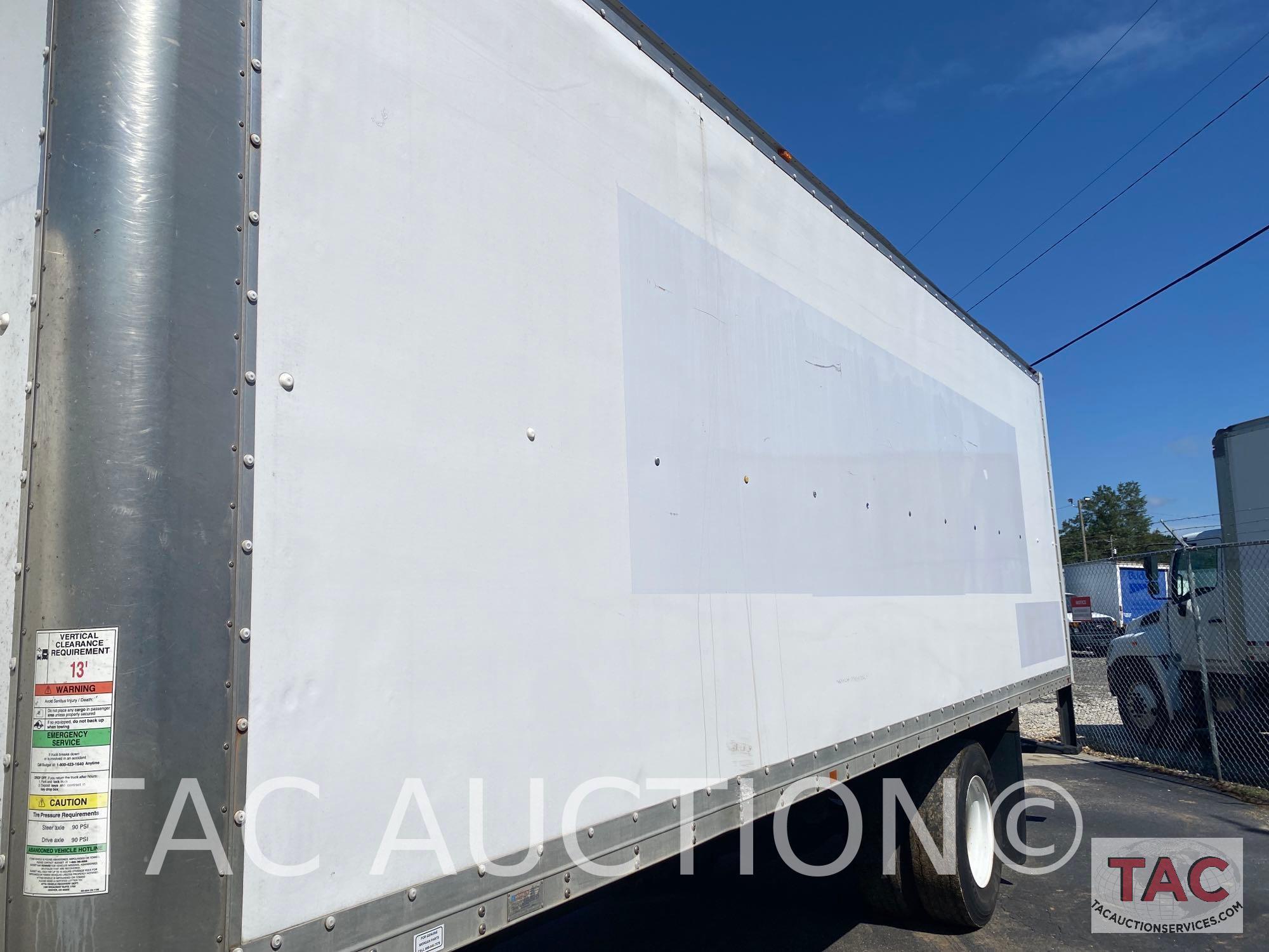 2015 International Durastar 4300 26ft Box Truck