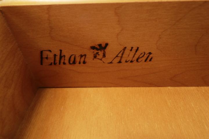 Pair of Ethan Allen Maple Nightstands
