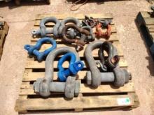 Pallet of Misc Sizes Screw Pin Shackles