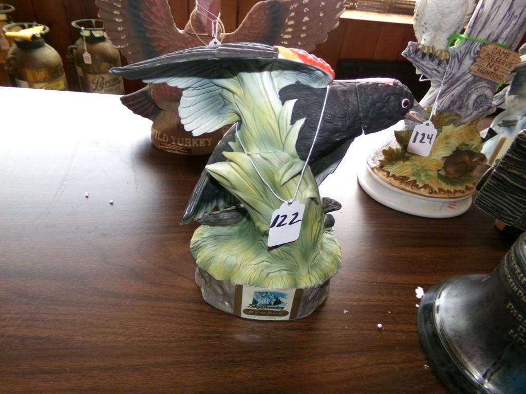 Ski Country Creme de Menthe Red Winged Blackbird Decanter