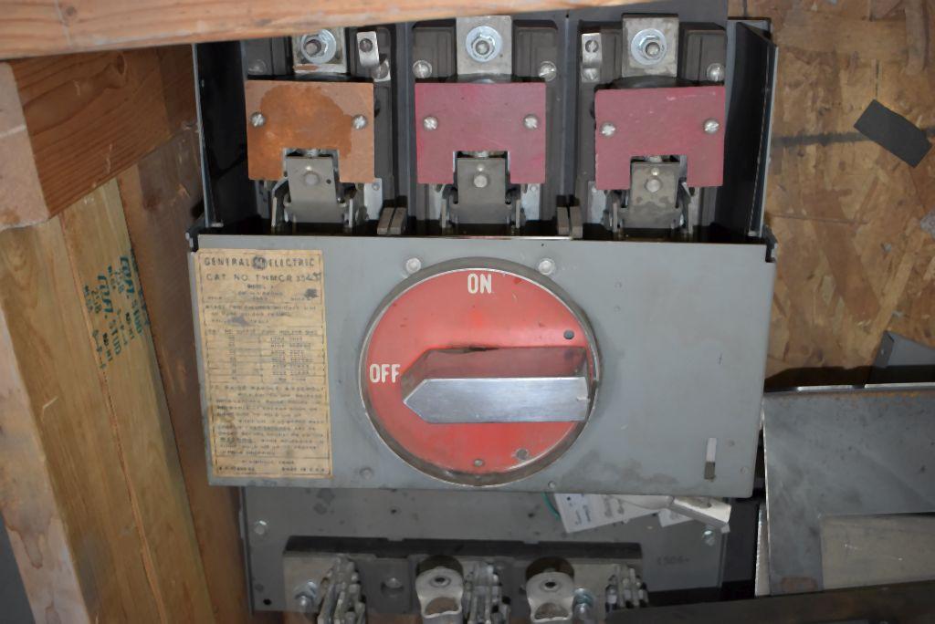 WOOD CRATE WITH GENERAL ELECTRIC FUSIBLE