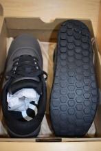 PAIR OF Specialized BODY GEOMETRY 2F0 ROOST CANVAS SHOES,
