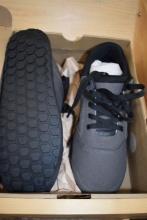 PAIR OF Specialized Body GEOMETRY 2F0 ROOST CANVAS SHOES,