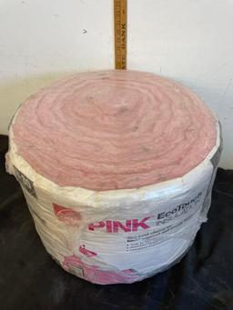 Pink Roll Insulation new