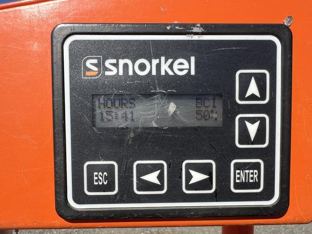 Snorkel S3010E Scissor Lift