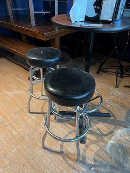 Round Pub Height Table with Pair Bar Stools