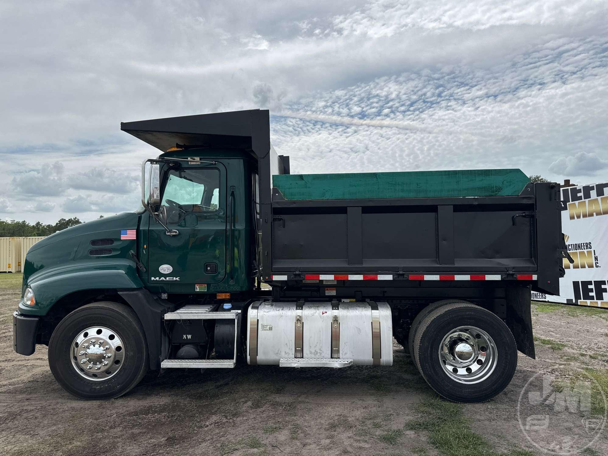 2013 MACK CXU612 SINGLE AXLE DUMP TRUCK VIN: 1M1AW01XXDM005221