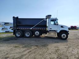 2023 VOLVO TRUCK VHD TRI-AXLE DUMP TRUCK VIN: 4V5KG9EJ4PN620132