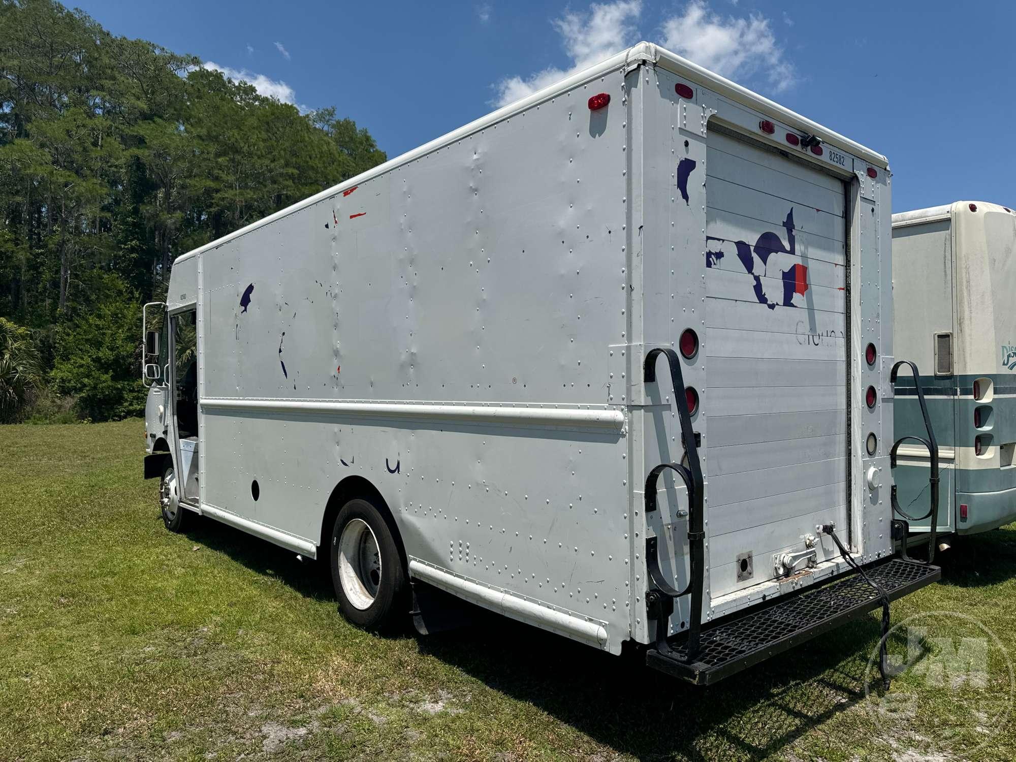 2005 FREIGHTLINER MT 55 CHASSIS VIN: 4UZAARBW25CN86256