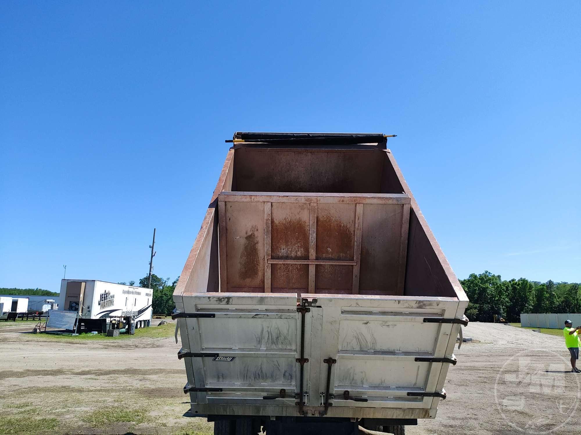 2007 FORD F-450 SINGLE AXLE DUMP TRUCK VIN: 1FDXF46P87EB35020