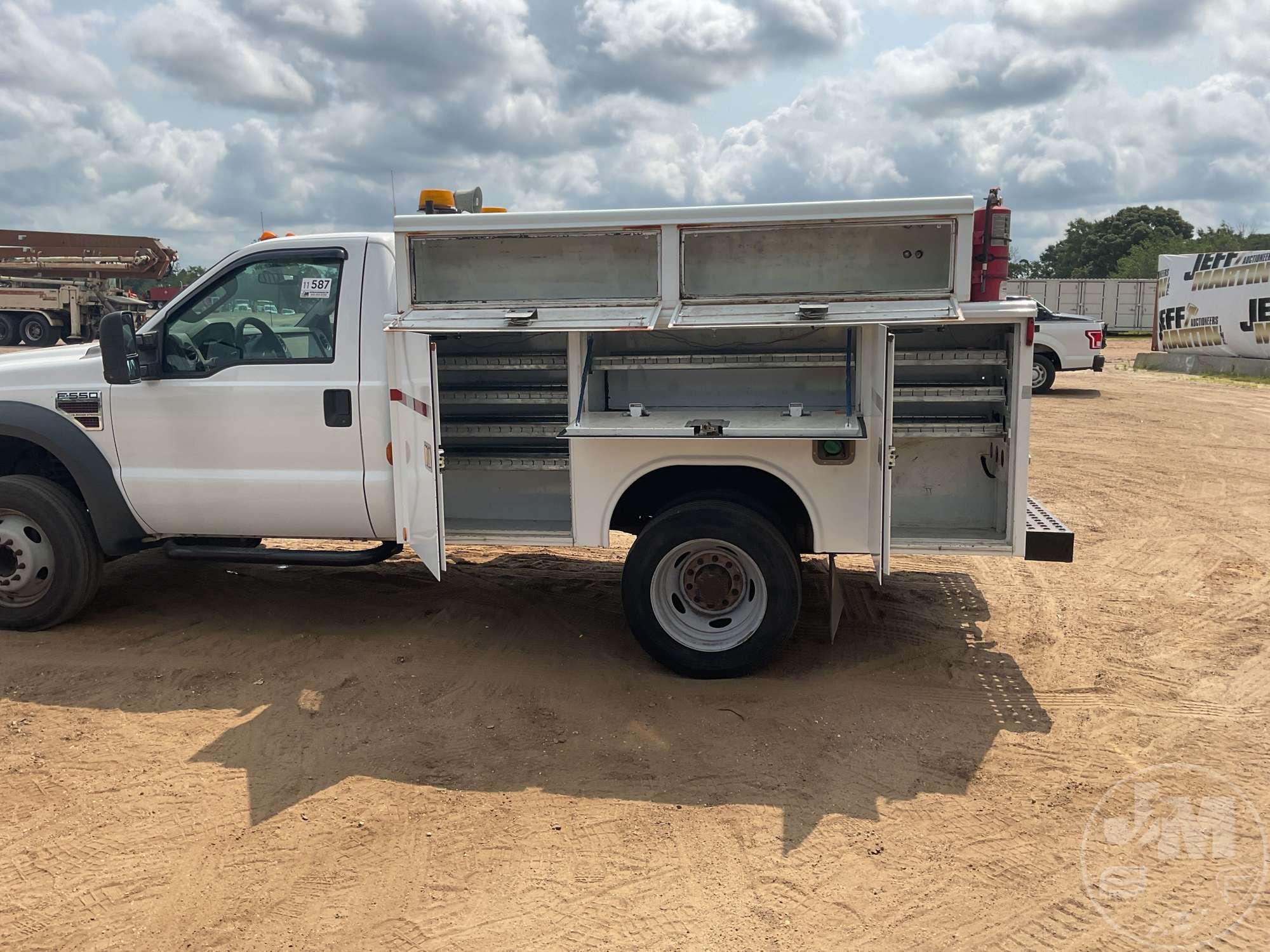 2009 FORD  F-550XL SUPER DUTY S/A MECHANICS TRUCK VIN: 1FDAF56R49EA62017