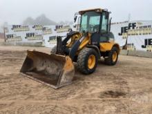 DEERE 324J WHEEL LOADER SN: 114024TXAZB032428