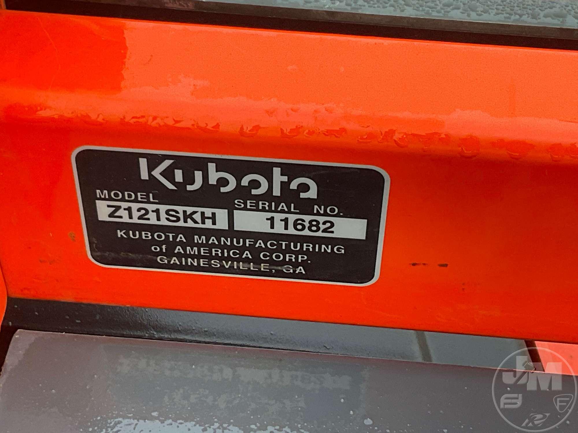 KUBOTA Z121SKH-48 ZERO TURN SN: 11682