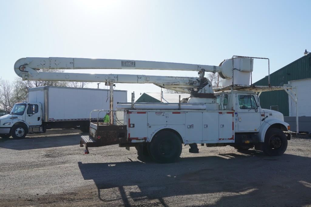 2001 International 4700 Series Bucket Truck