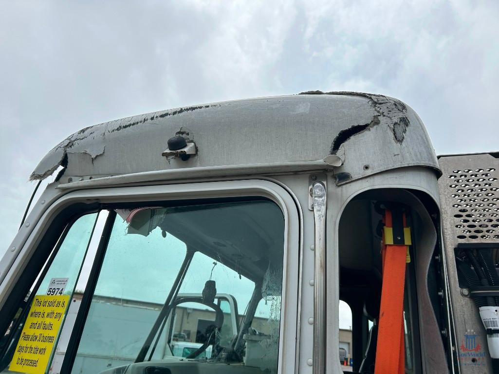 2018 Peterbilt 320 Side Load Garbage Truck, VIN # 3BPZL70X4JF181756