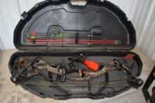 Hoyt Charger Compound Bow in Case