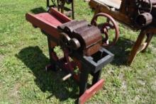 Antique The Silver MFG Co Ensilage Cutter