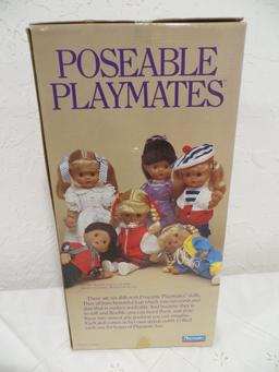 Poseable Playmates Doll #816410