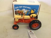 Case 800 National Farm Toy Show Tractor 1990, NIB