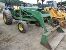 John Deere 3010 Utility w/ 46A Loader, New Seat Cushions & Battery, Remote,