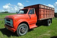 **T** 1971 Chevy C50 Truck with 350 engine that was recently rebuilt, has 14' box with hoist, rear g