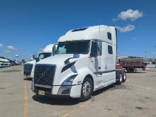 2020 VOLVO VNL860 T/A SLEEPER