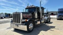 2000 PETERBILT 379 T/A SLEEPER