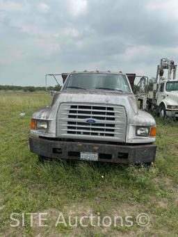 1996 Ford F700 S/A Dump Truck