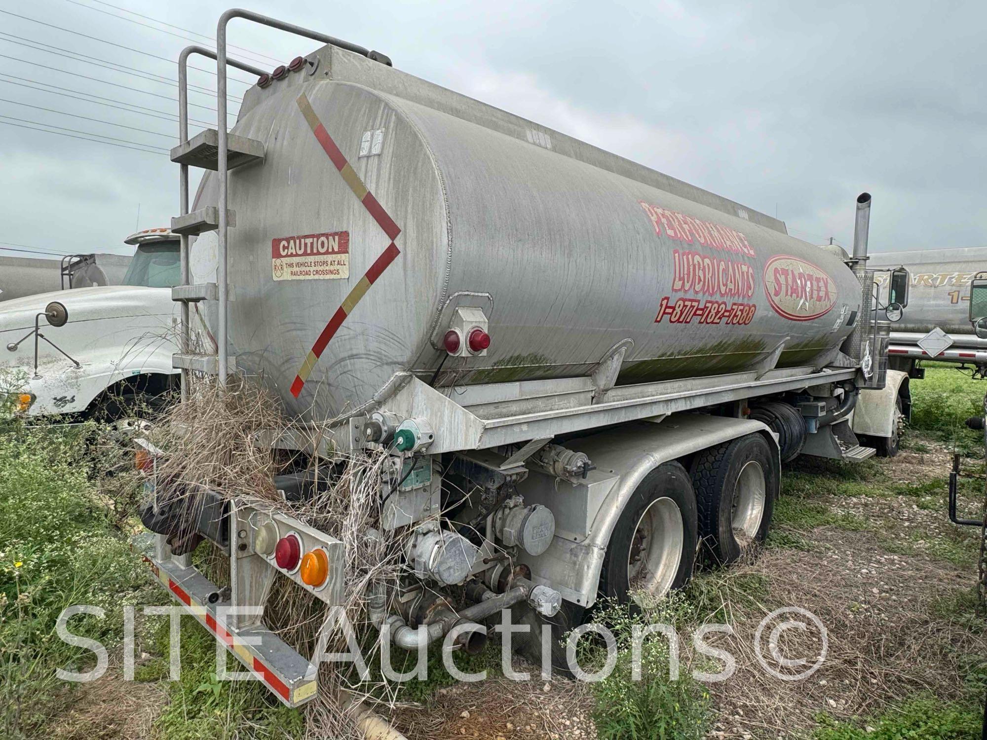 2000 Peterbilt 379 T/A Fuel Truck