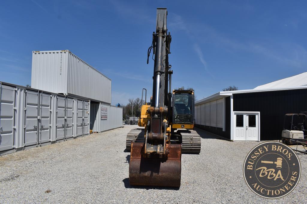 2012 DEERE 210G LC 25928