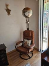 READING CHAIR AND LAMP COMBO