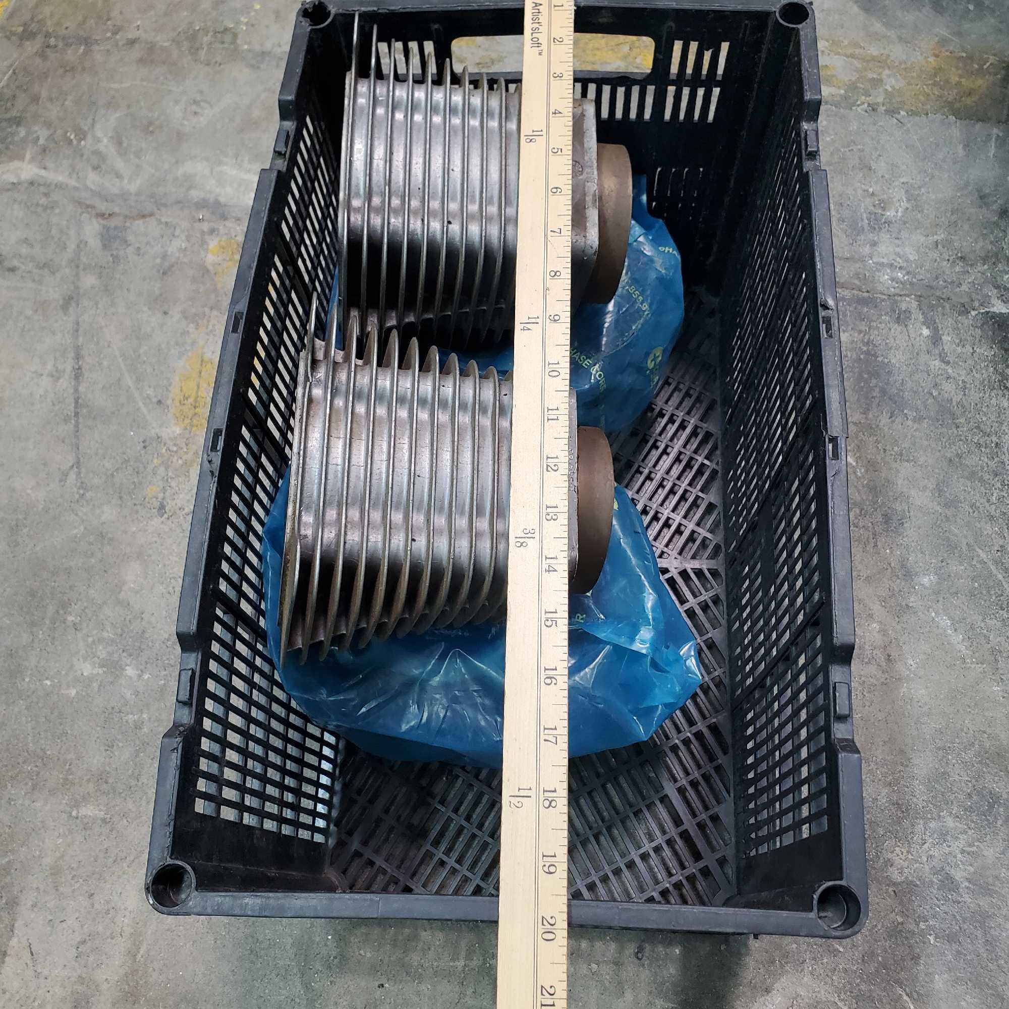 Crate with 4 Harley Davidson motorcycle cylinders