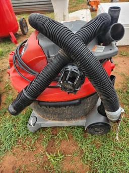 16 gallon craftsman wet/dry shop vac and blower