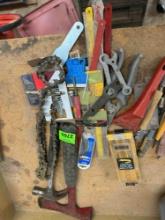 Hammer, hacksaw w/ misc tools