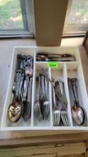 1847 Rogers brothers Eternally Yours silverware set