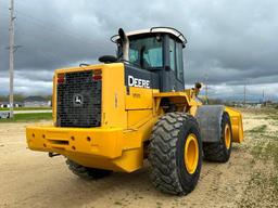 2006 Deere 644 J