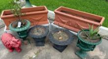 7PC PLANTERS AND GARDEN STATUE