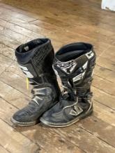 Gaerne React dirt bike boots, size 11