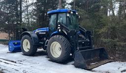 New Holland TV140 MFWD Bi-directional Tractor with Front and Rear PTO